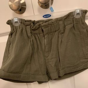 American Eagle paper bag short